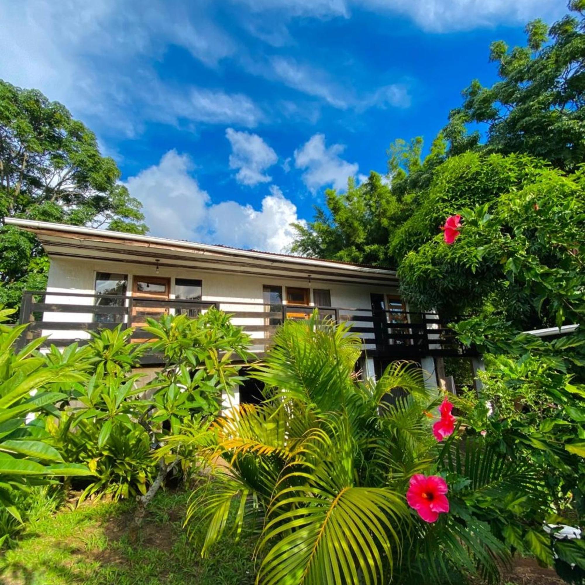 Mata Nui Eco Hostel Hanga Roa Ngoại thất bức ảnh